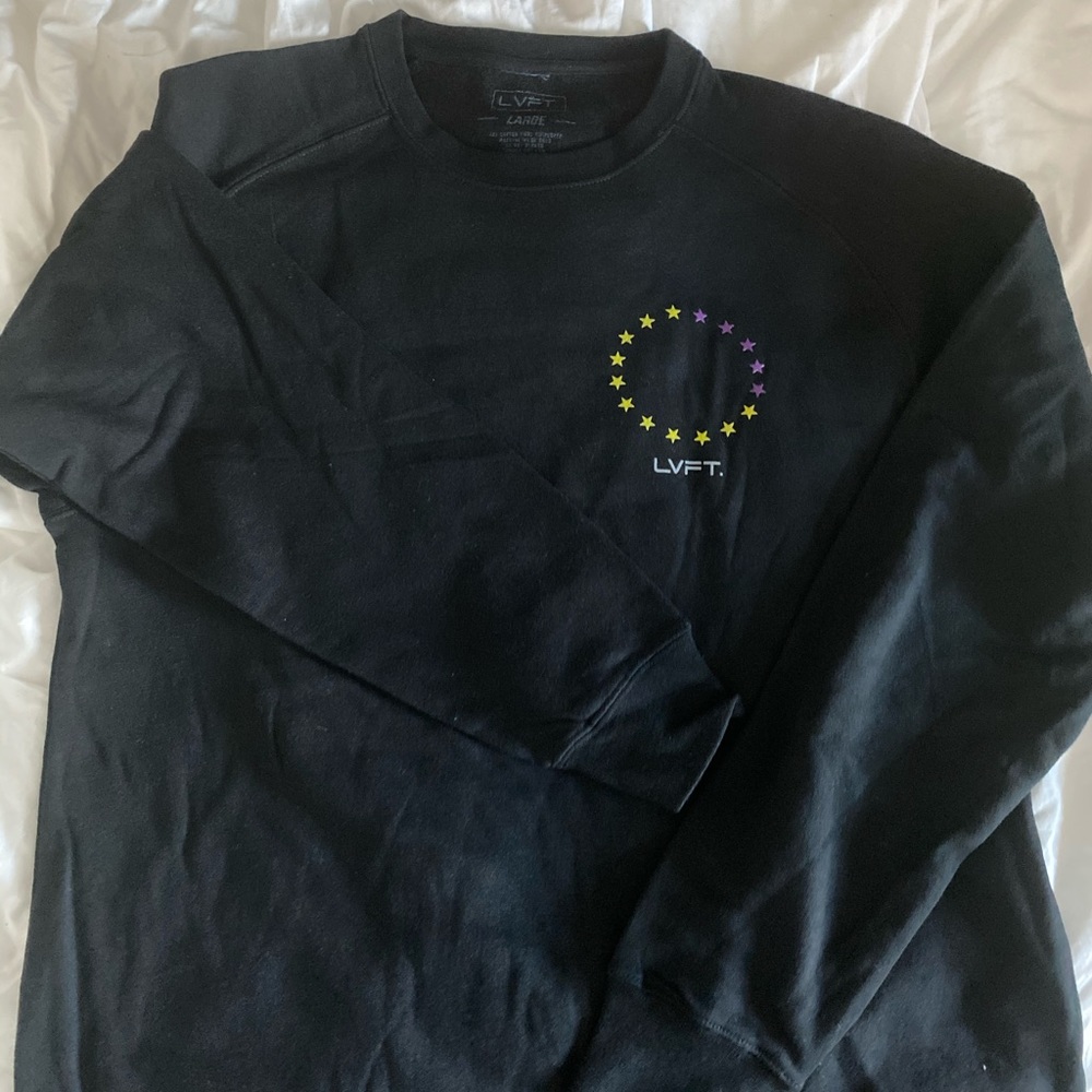 NWOT LVFT KOBE BRYANT CREWNECK SWEATER